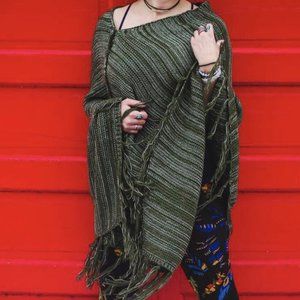 Lularoe Mimi Poncho Women One Size Cardigan Sweater Shawl Fringe Cape Wrap Green